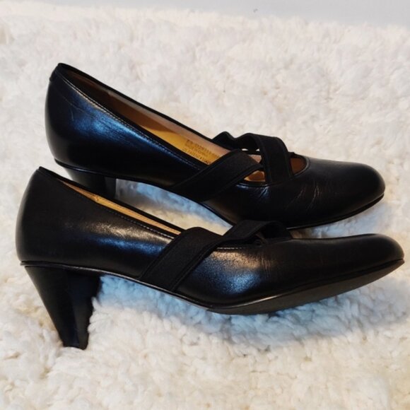 Cole Haan Ballet low heels Nike Air Black Leather Pumps - Picture 3 of 5